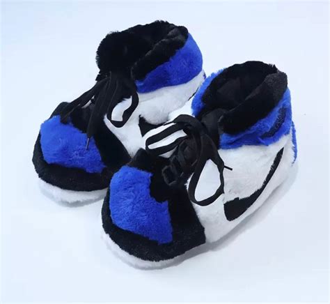 air jordan fluffy slippers|best fluffy jordan slippers.